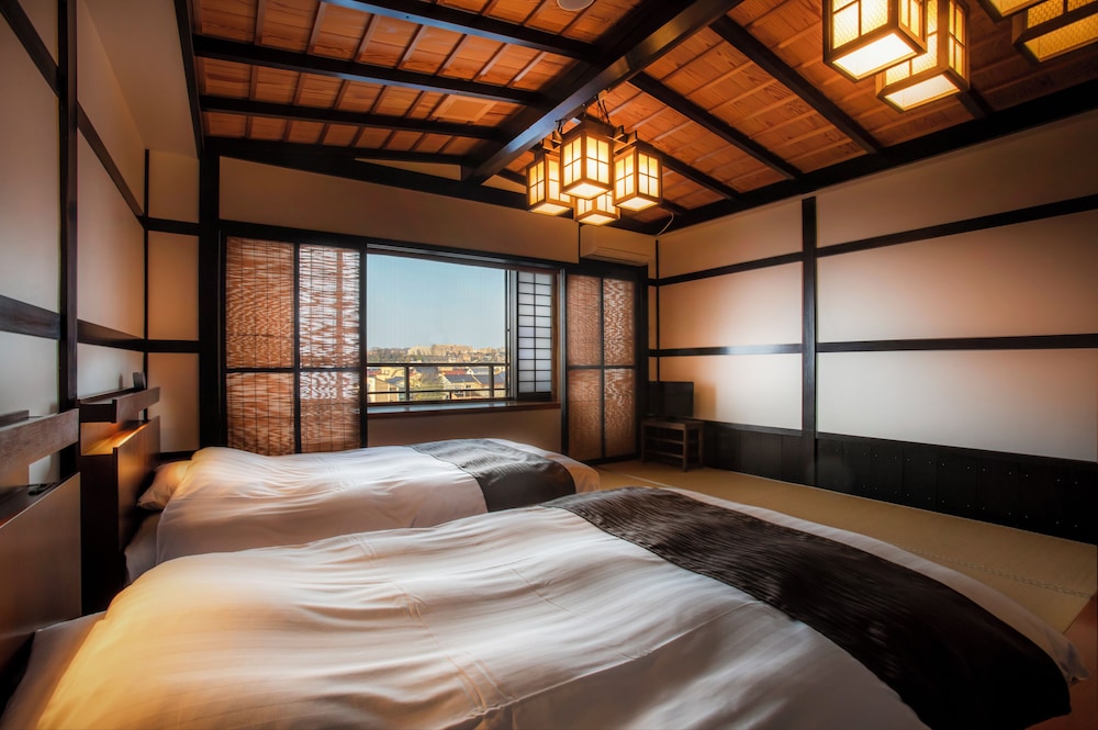 金沢の宿　由屋るる犀々 小松