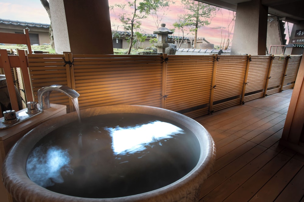 金沢の宿　由屋るる犀々 小松