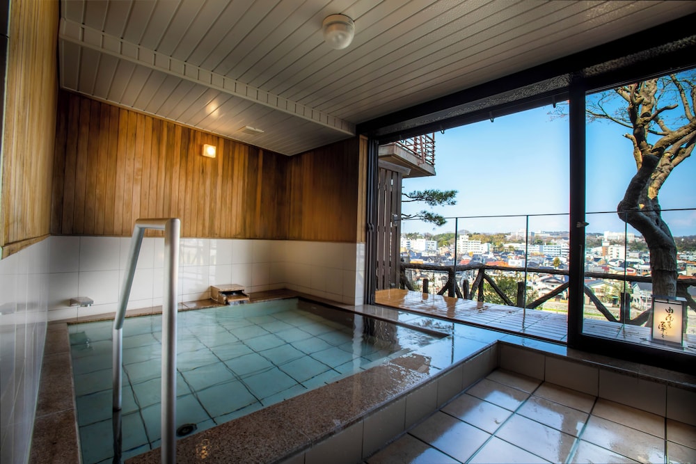 金沢の宿　由屋るる犀々 小松