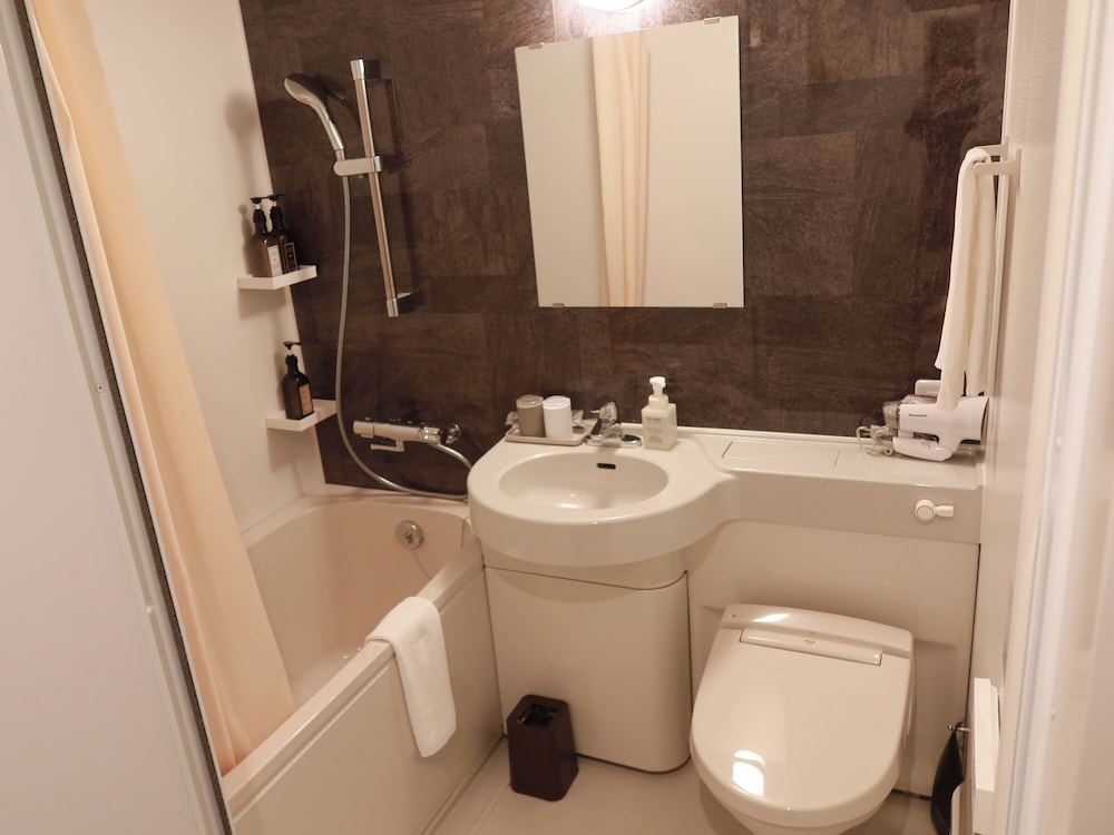 変なホテル 小松駅前 小松