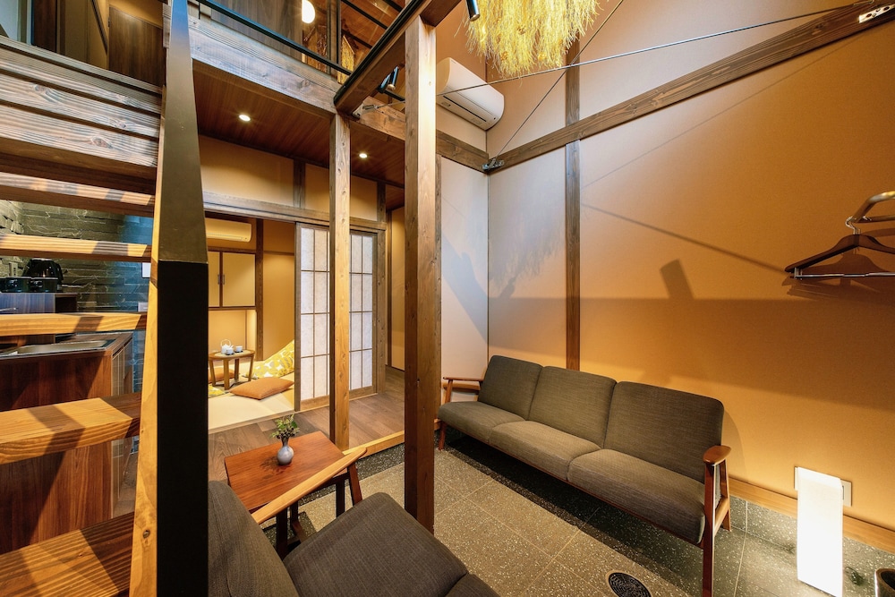 KAGABI MACHIYA HOUSE 小松