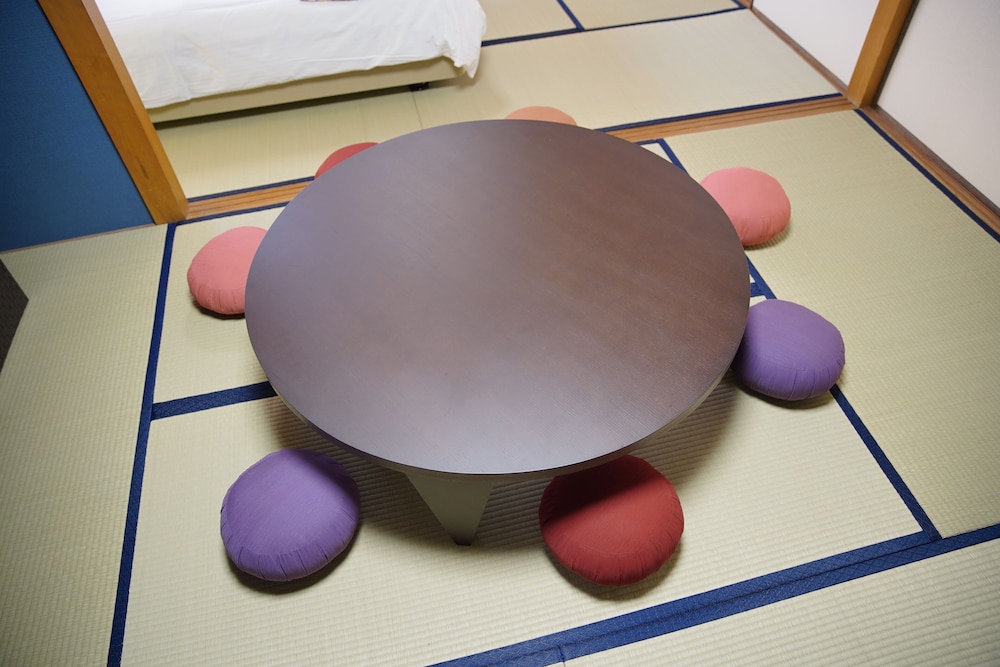 KANAZAWA STACY ANNEX 小松