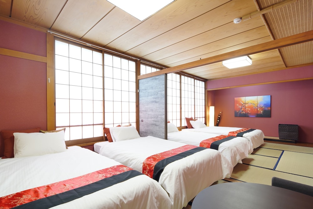 KANAZAWA STACY ANNEX 小松