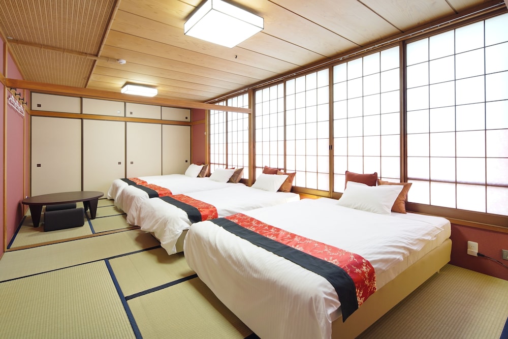 KANAZAWA STACY ANNEX 小松