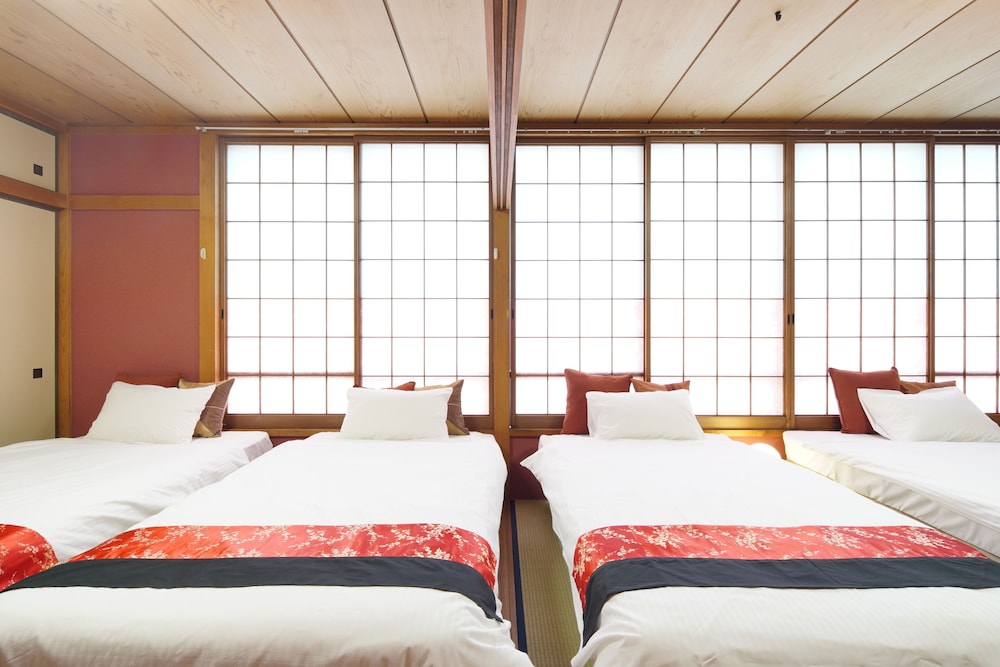 KANAZAWA STACY ANNEX 小松