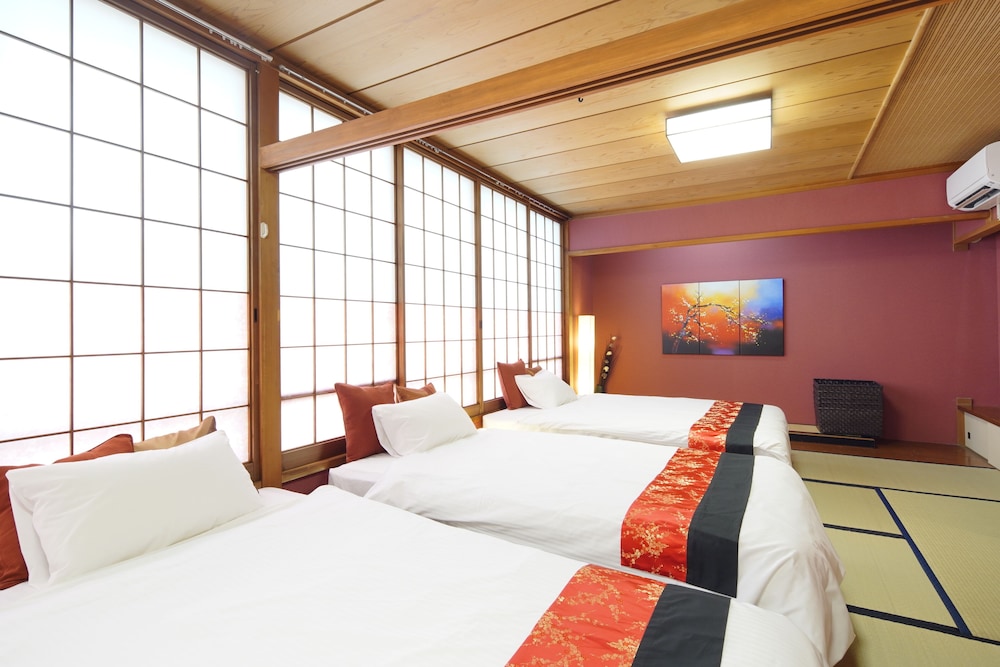 KANAZAWA STACY ANNEX 小松