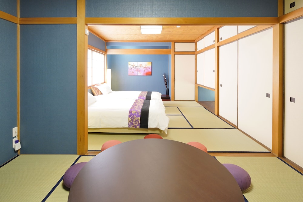 KANAZAWA STACY ANNEX 小松