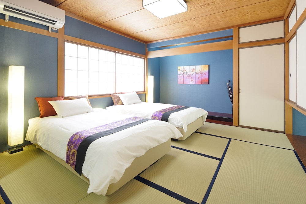 KANAZAWA STACY ANNEX 小松