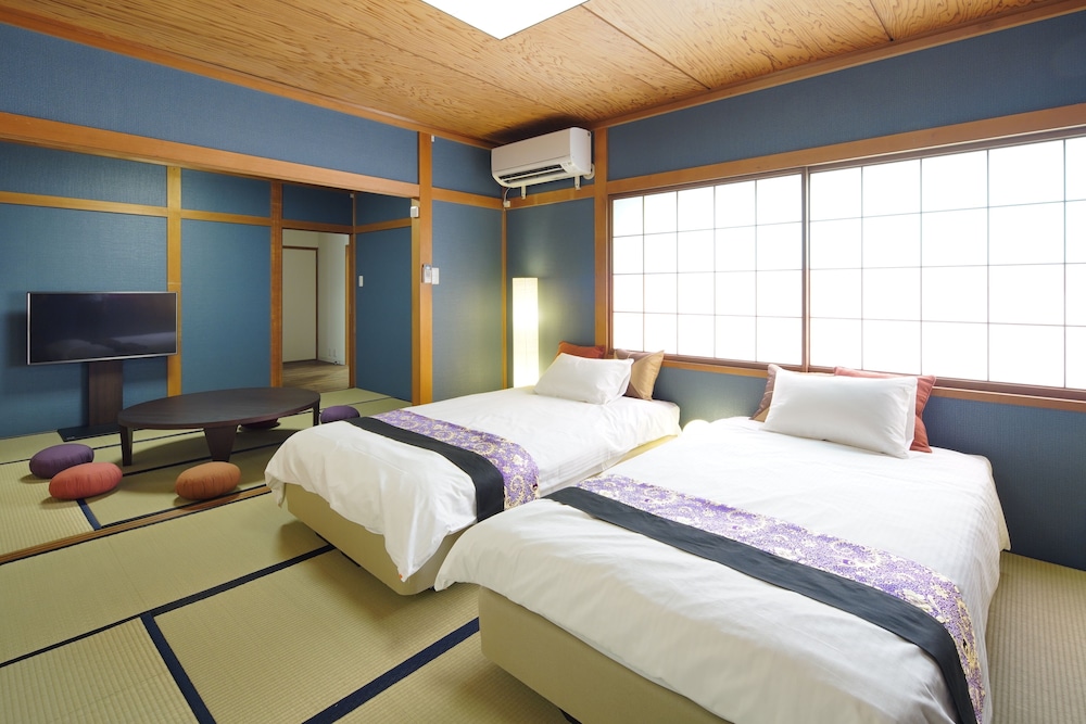 KANAZAWA STACY ANNEX 小松