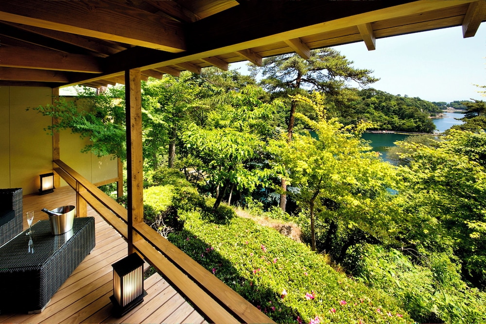 能登 九十九湾百楽荘 小松