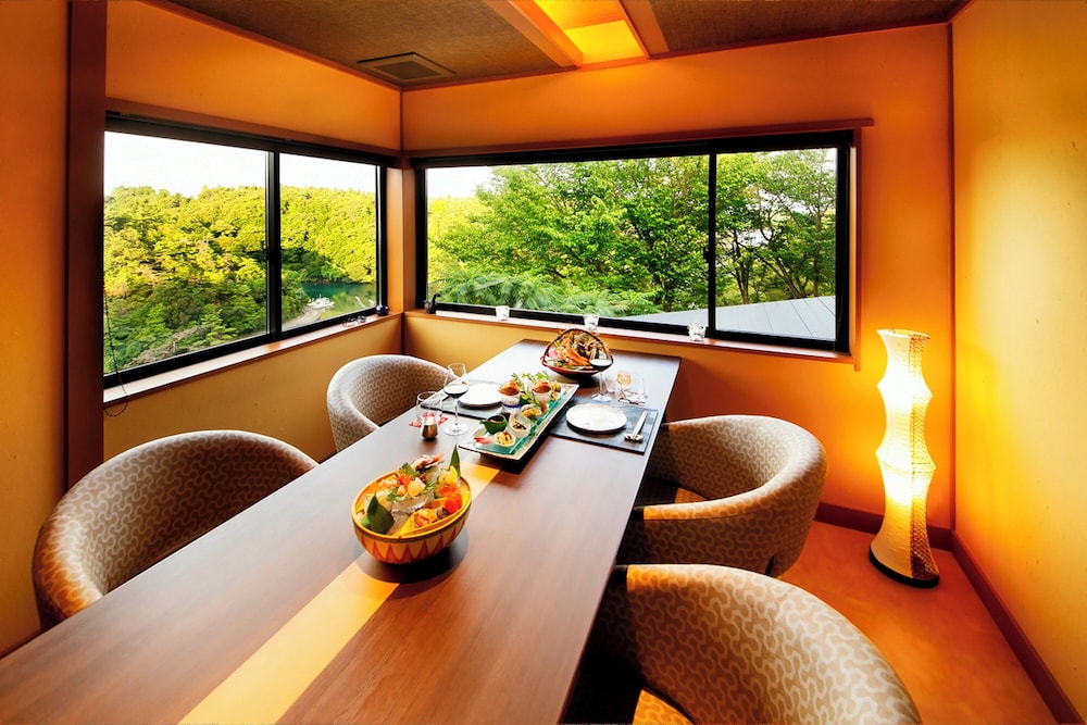 能登 九十九湾百楽荘 小松