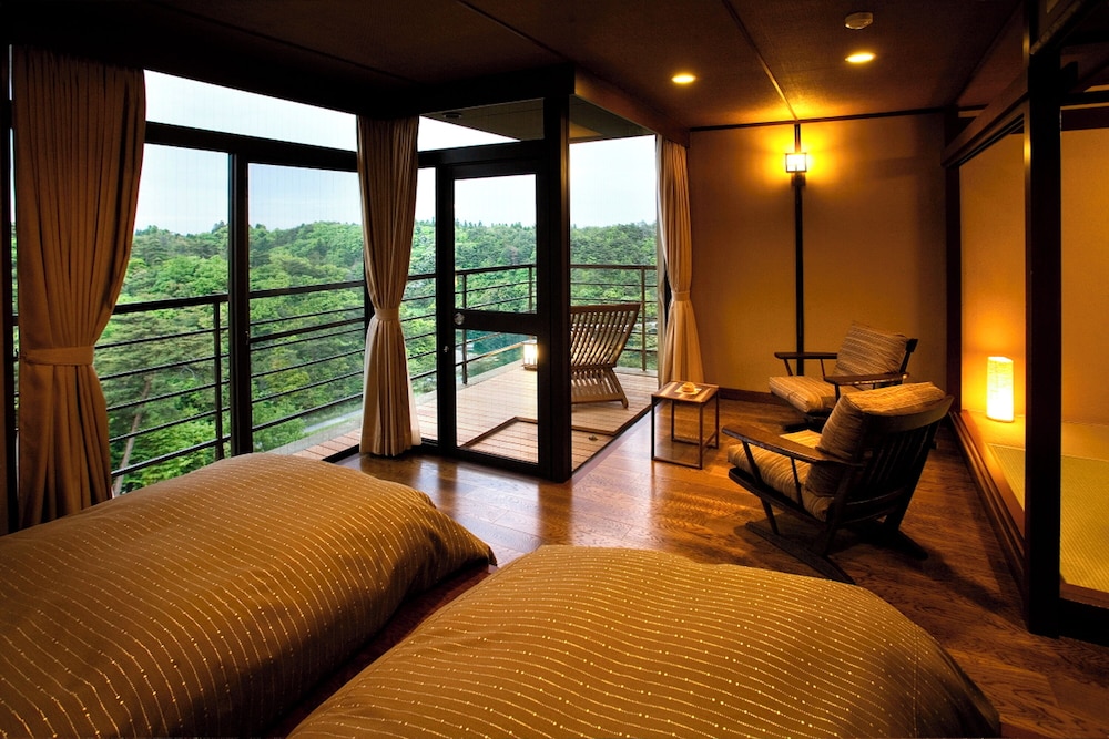 能登 九十九湾百楽荘 小松