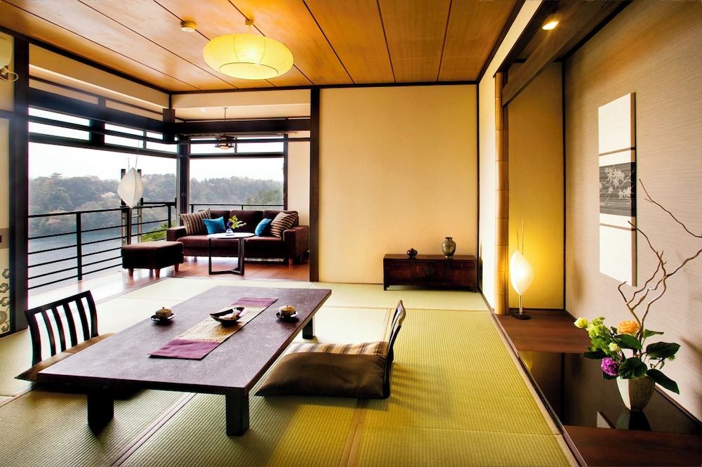 能登 九十九湾百楽荘 小松