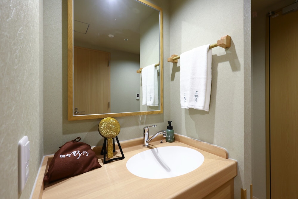 天然温泉 加賀の宝泉 御宿 野乃 金沢 小松