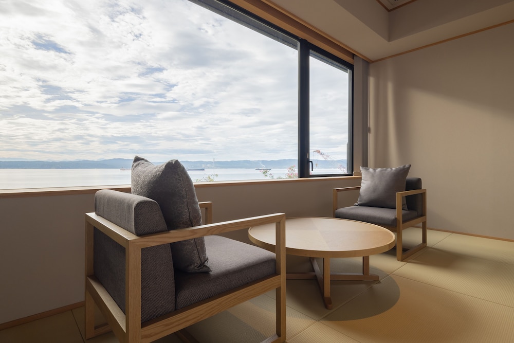 一能登島 HITOTSU NOTOJIMA 小松