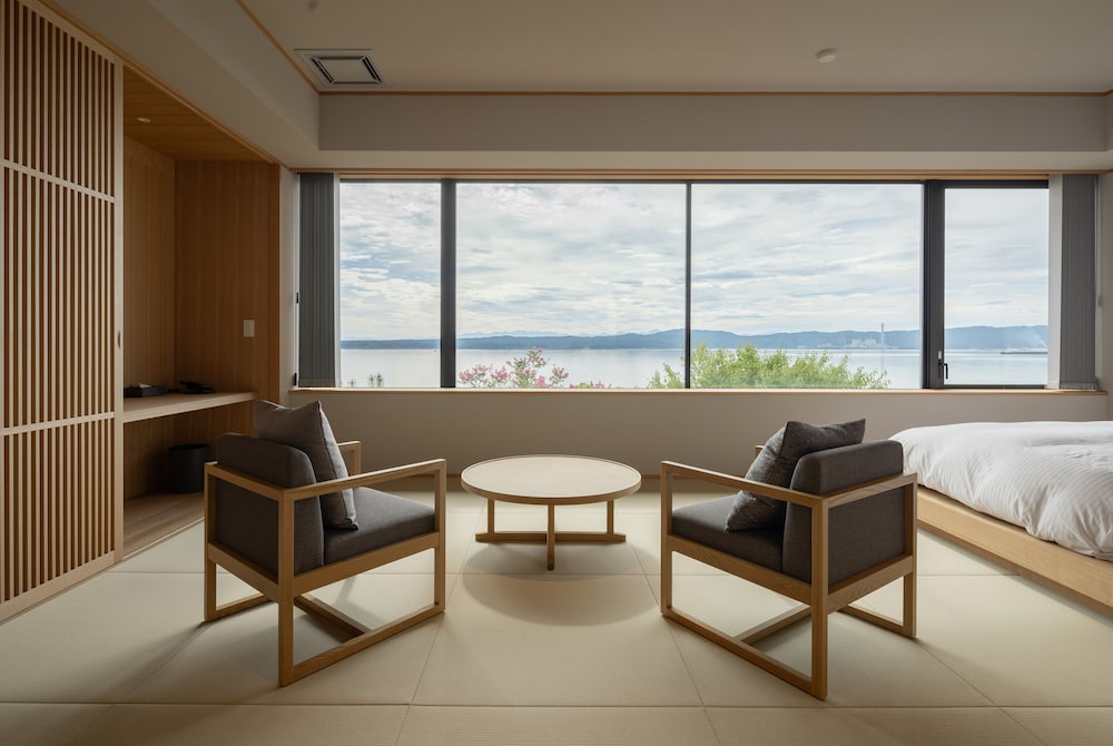 一能登島 HITOTSU NOTOJIMA 小松