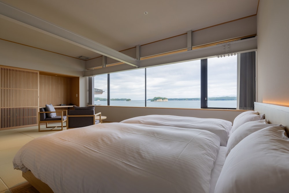 一能登島 HITOTSU NOTOJIMA 小松