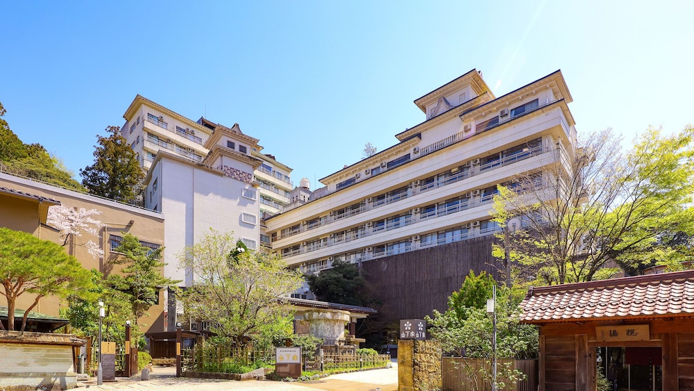 大江戸温泉物語 PREMIUM 山下家 小松