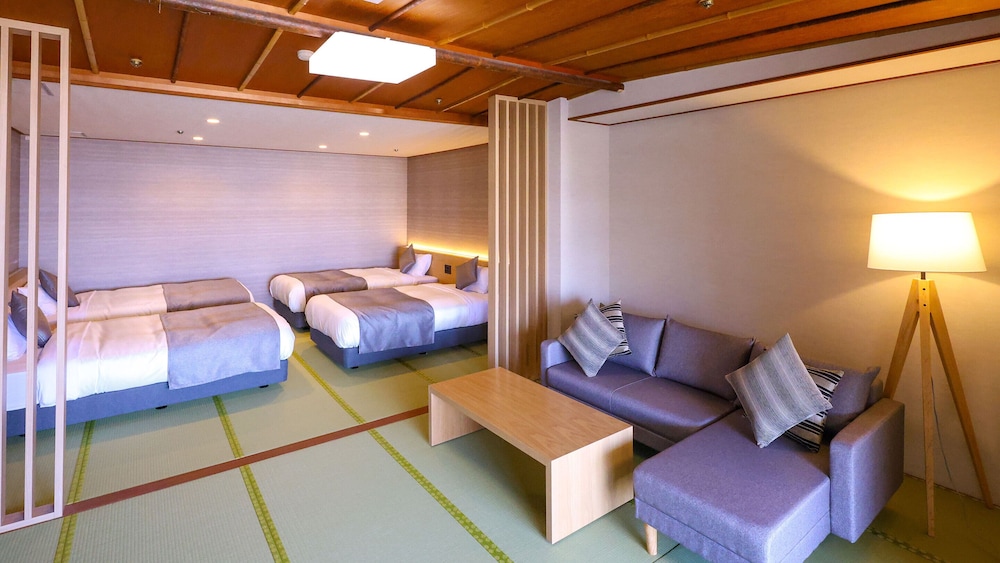 大江戸温泉物語 PREMIUM 山下家 小松