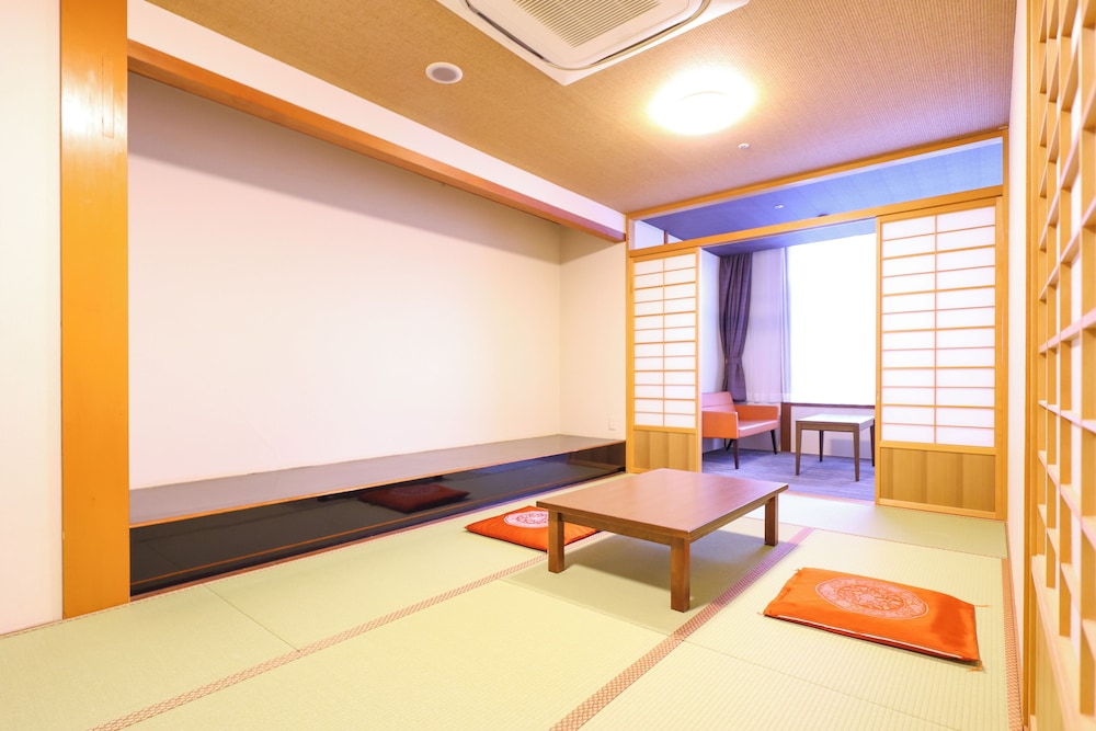 大江戸温泉物語 PREMIUM 山下家 小松