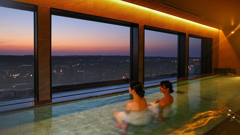 大江戸温泉物語 PREMIUM 山下家 小松