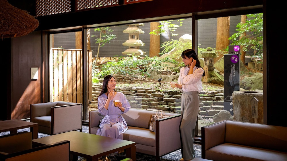 大江戸温泉物語 PREMIUM 山下家 小松