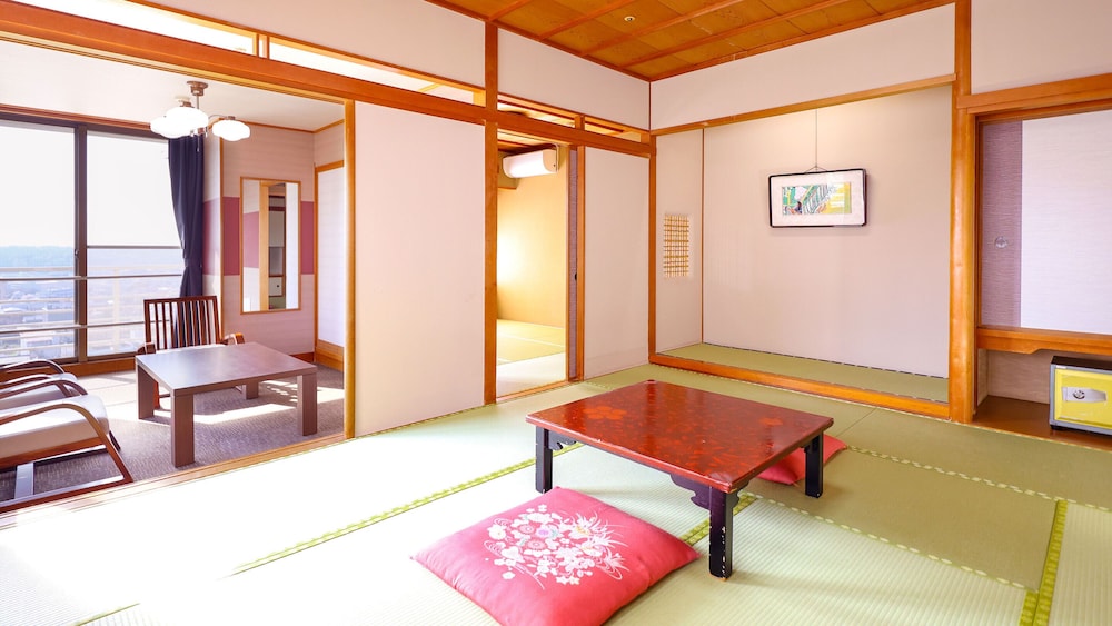 大江戸温泉物語 PREMIUM 山下家 小松