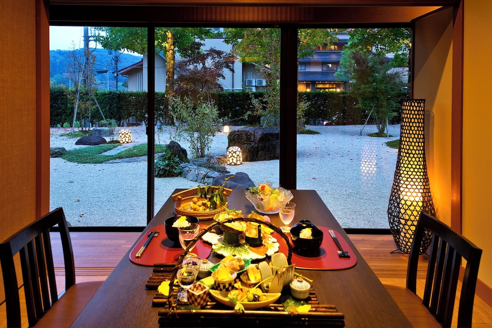 金澤湯涌温泉 百楽荘 小松