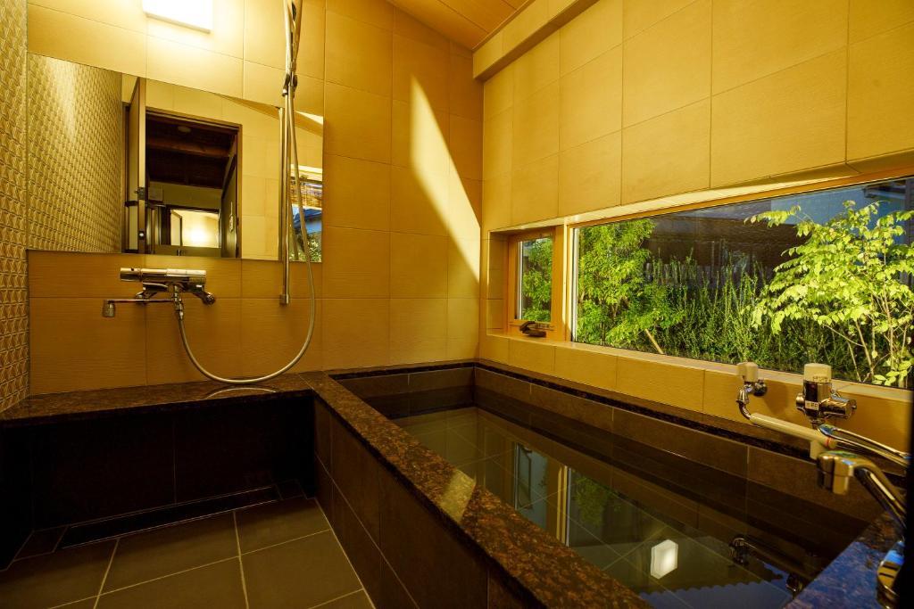 町家ホテル　町の踊場 小松