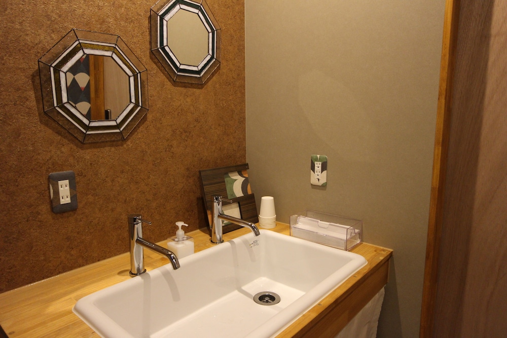 シャリン 金沢 トラベラーズイン 小松