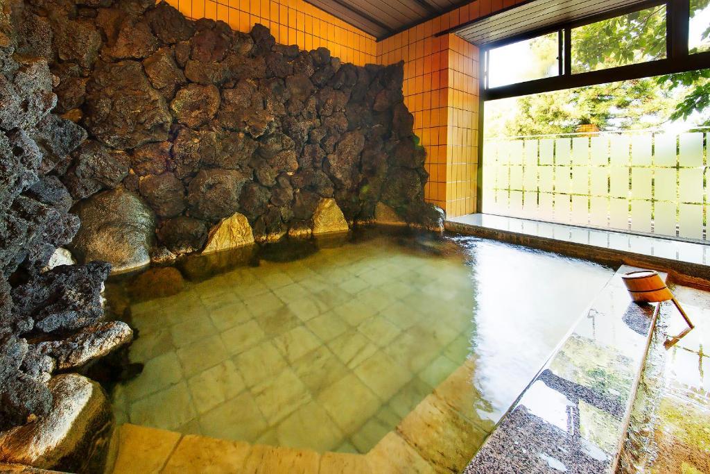 川魚・山菜料理　和田屋 小松