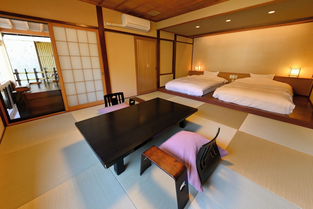 みやこわすれの宿 こおろぎ楼 小松