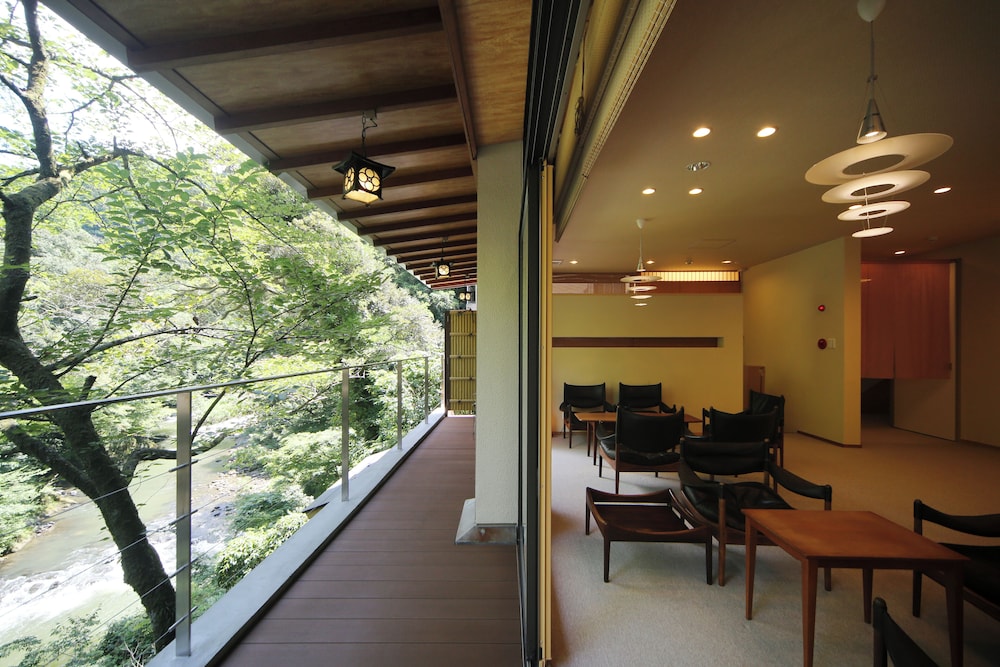 みやこわすれの宿 こおろぎ楼 小松