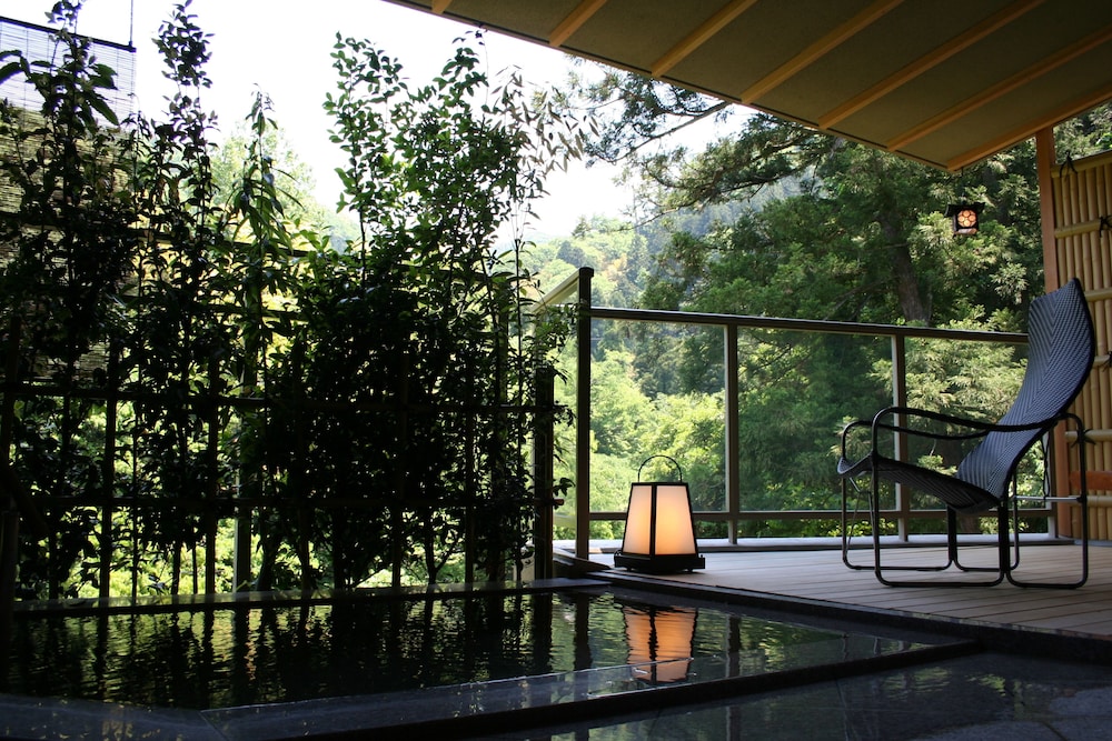 みやこわすれの宿 こおろぎ楼 小松