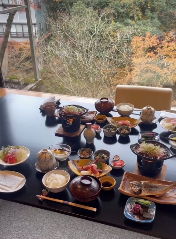 みやこわすれの宿 こおろぎ楼 小松