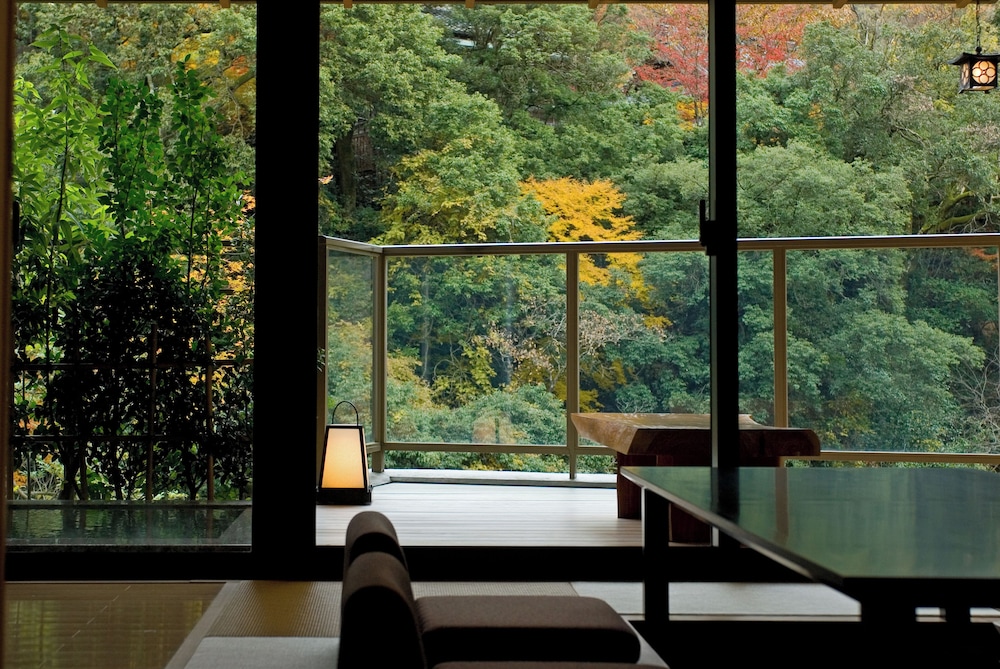 みやこわすれの宿 こおろぎ楼 小松