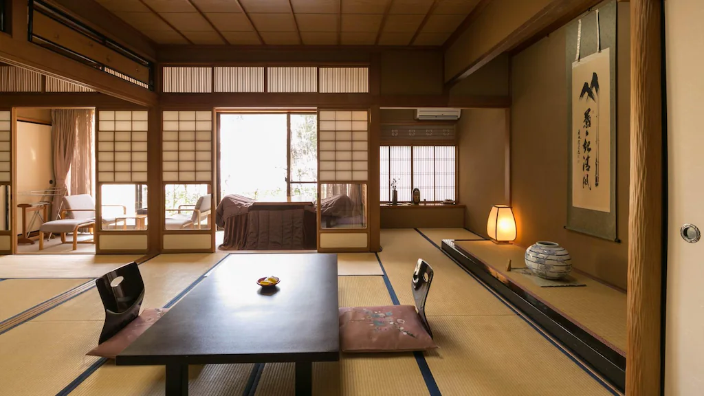 金沢湯涌温泉湯の出 小松