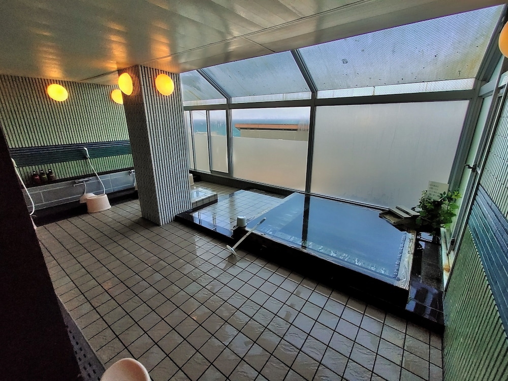 THE HILLS 白浜 南紀白浜