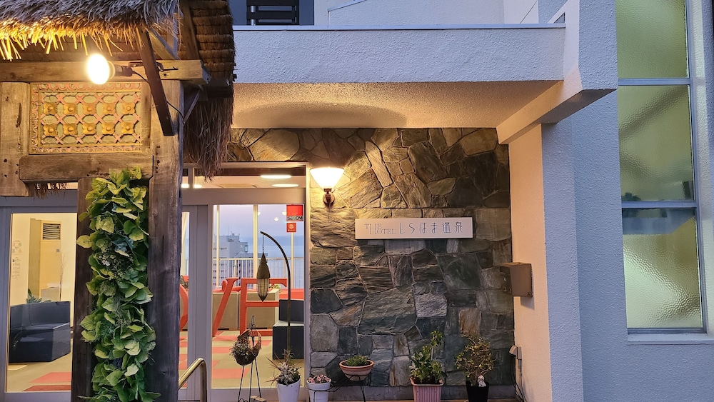 THE HILLS 白浜 南紀白浜