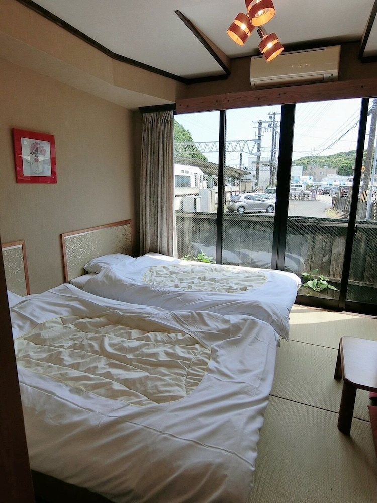 民宿 INN しらはま 駅の宿 南紀白浜
