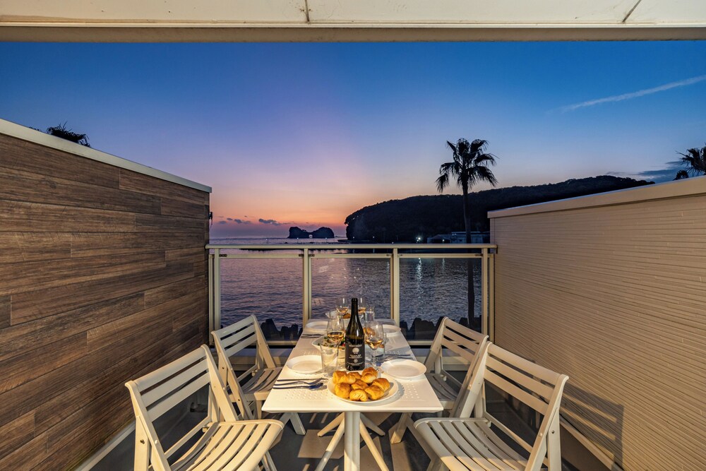 DAIKYO SHIRAHAMA CONDOMINIUM 南紀白浜