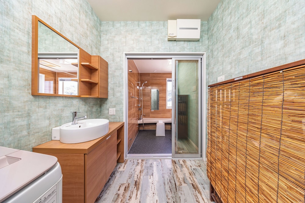 DAIKYO SHIRAHAMA CONDOMINIUM 南紀白浜