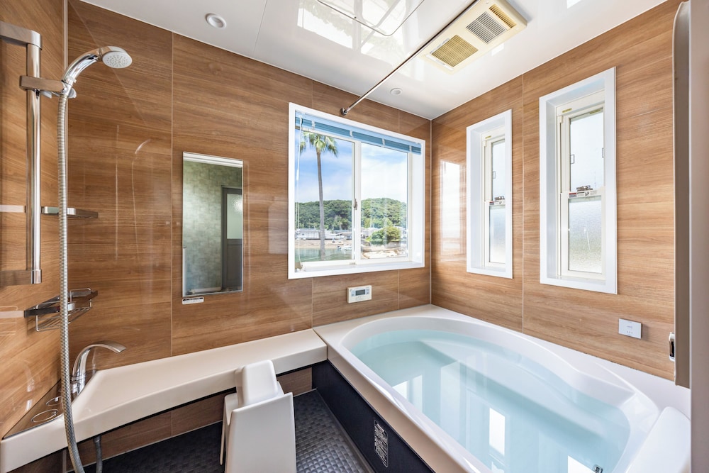 DAIKYO SHIRAHAMA CONDOMINIUM 南紀白浜