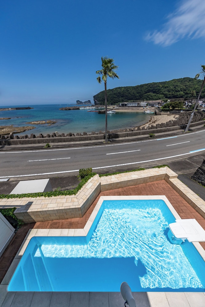 DAIKYO SHIRAHAMA CONDOMINIUM 南紀白浜