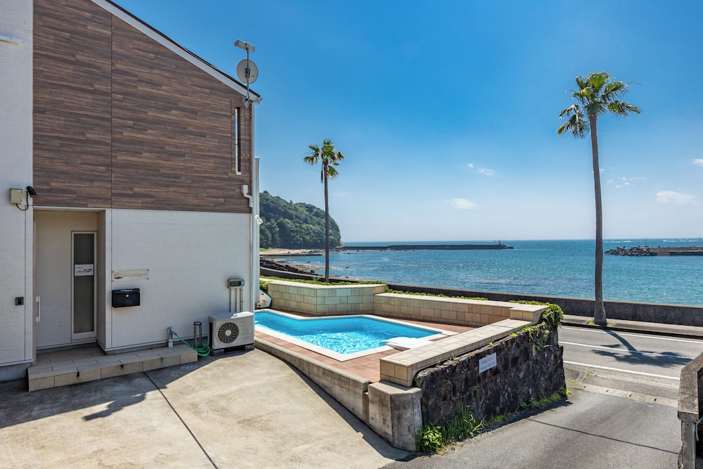 DAIKYO SHIRAHAMA CONDOMINIUM 南紀白浜