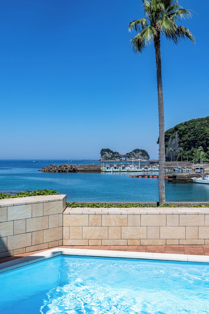 DAIKYO SHIRAHAMA CONDOMINIUM 南紀白浜