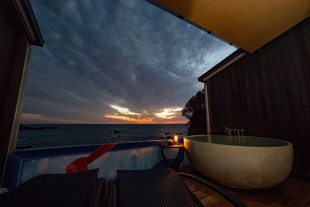 XYZ PRIVATE SPA AND SEASIDE RESORT 南紀白浜