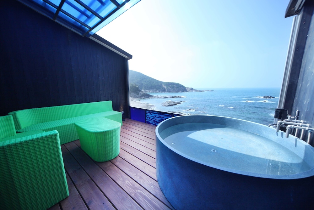 XYZ PRIVATE SPA AND SEASIDE RESORT 南紀白浜