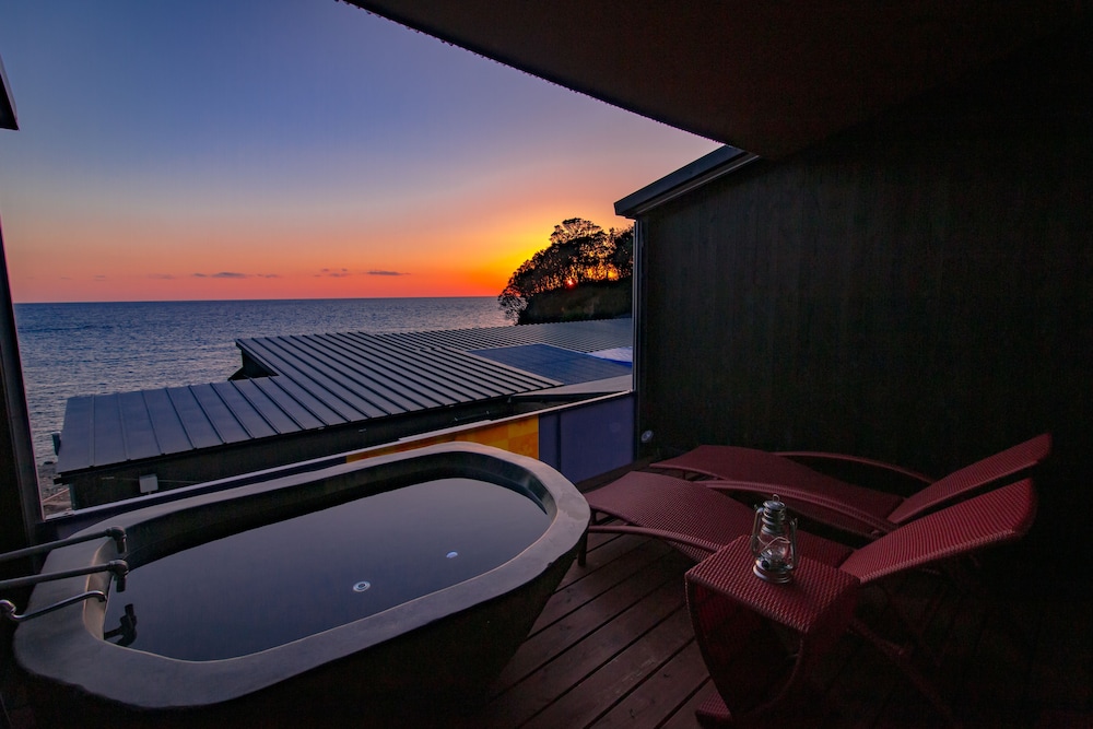 XYZ PRIVATE SPA AND SEASIDE RESORT 南紀白浜