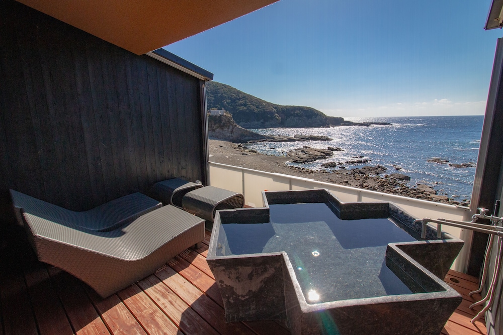 XYZ PRIVATE SPA AND SEASIDE RESORT 南紀白浜